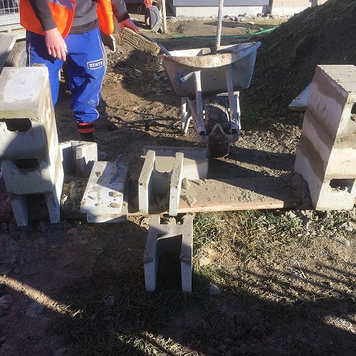 Competition time - Otago Boys vs JMC at block laying. Which was better?