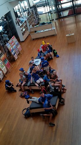 Art Gallery 2018 T1