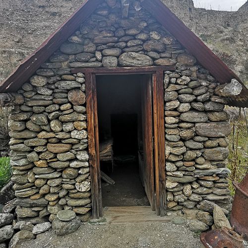 Miners Hut