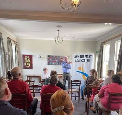 Dr John Wyeth and Wuss Harvie presenting to the Wairarapa grup at their last meeting.