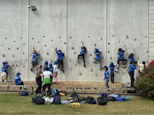 Kaikorai Valley College Sports Day-Climbing