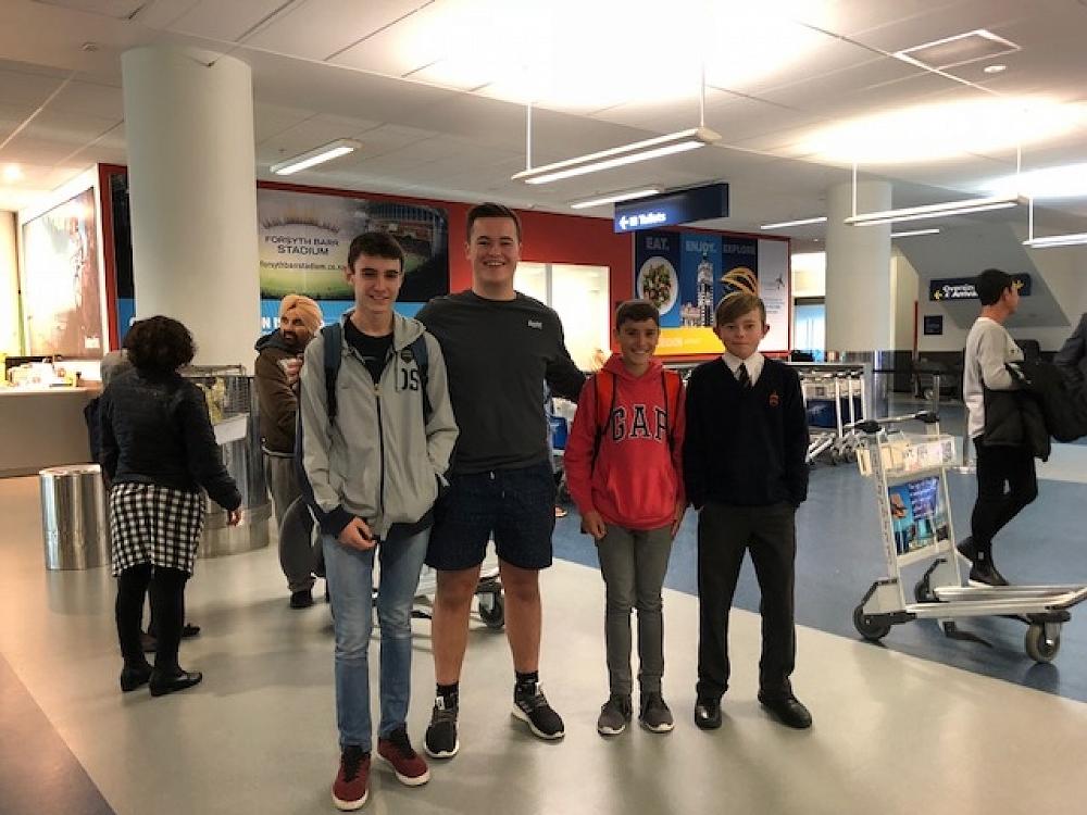 Spanish exchange students arrive in Dunedin