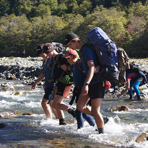 Jack, Edward, Tom and Tom cross the North Branch of the Temple