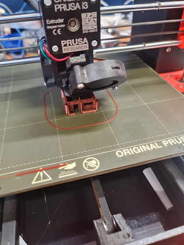 3D printing in E-Tech Tahuna Intermediate.