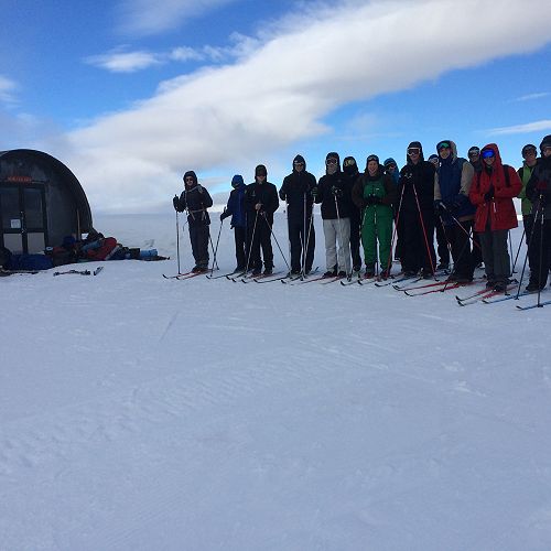 Year 13 PE - Snow Caving