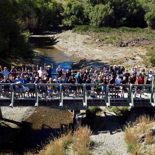 Group photo at Hayes Engineering stop
