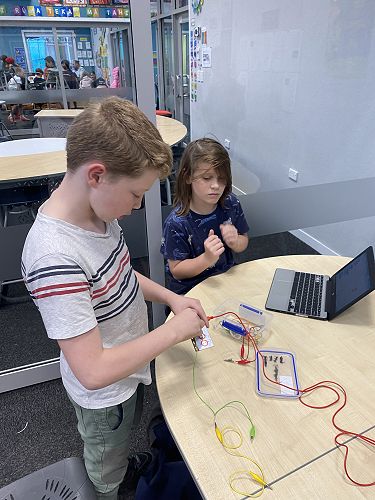 Exploring with Makey Makey
