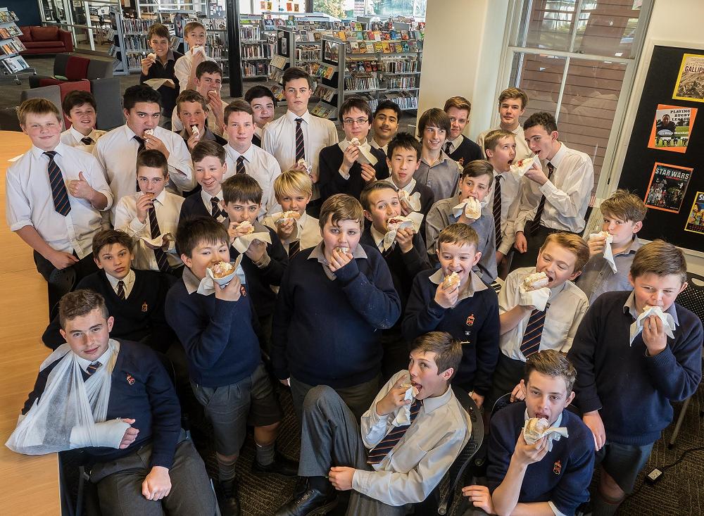 A 'sweet' end to the 2016 peer reading programme.