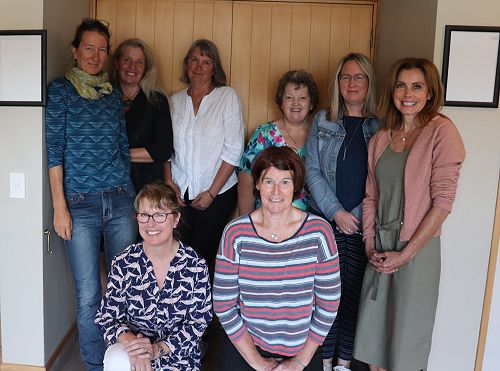 Central Otago Biography Team (Back L-R) Esther Water, Jan Hudson, Eva Gombos, Cathy Mann, Sharon Grant, Juliette Hicks, (front L-R) Sara Crawford, Jacqui Chittock.
