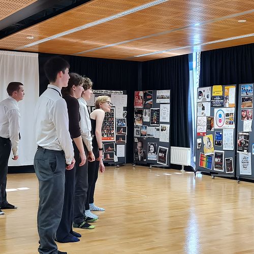 Caroline Plummer Community Dance Fellow Workshop with Daisy Sanders