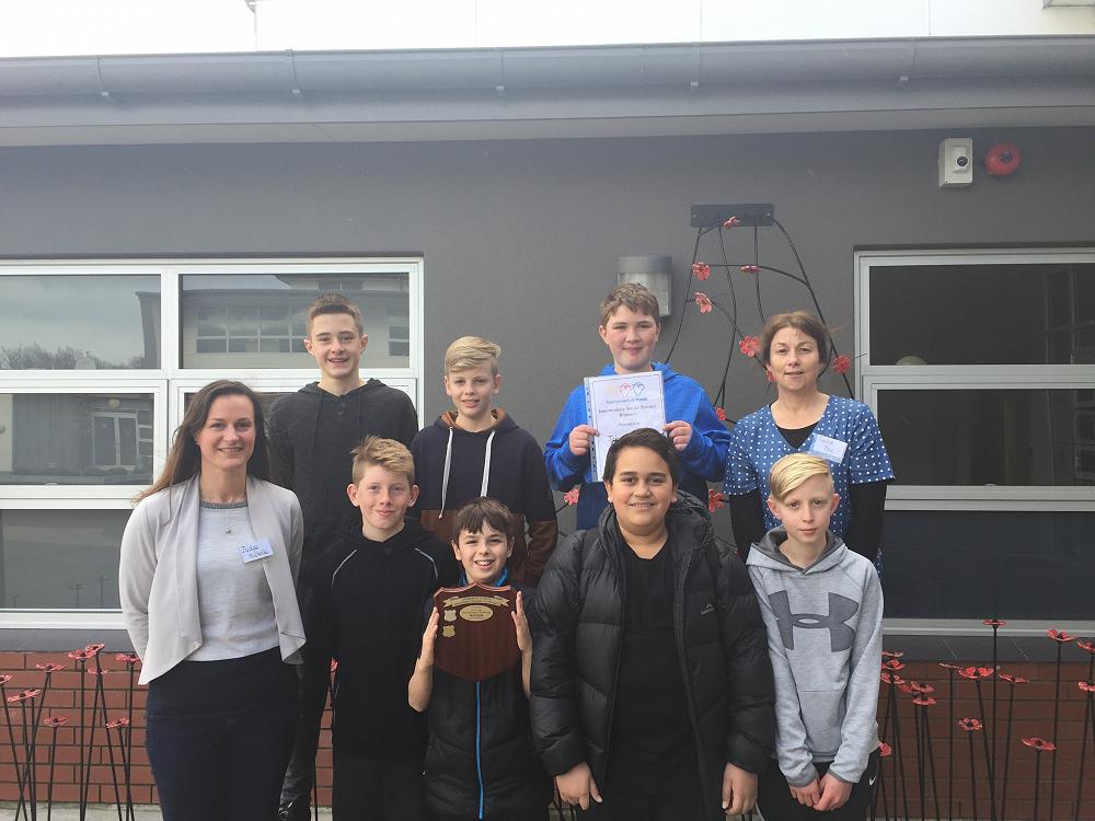 Winners of the intermediate Social Sciences section of regionals.&nbsp;