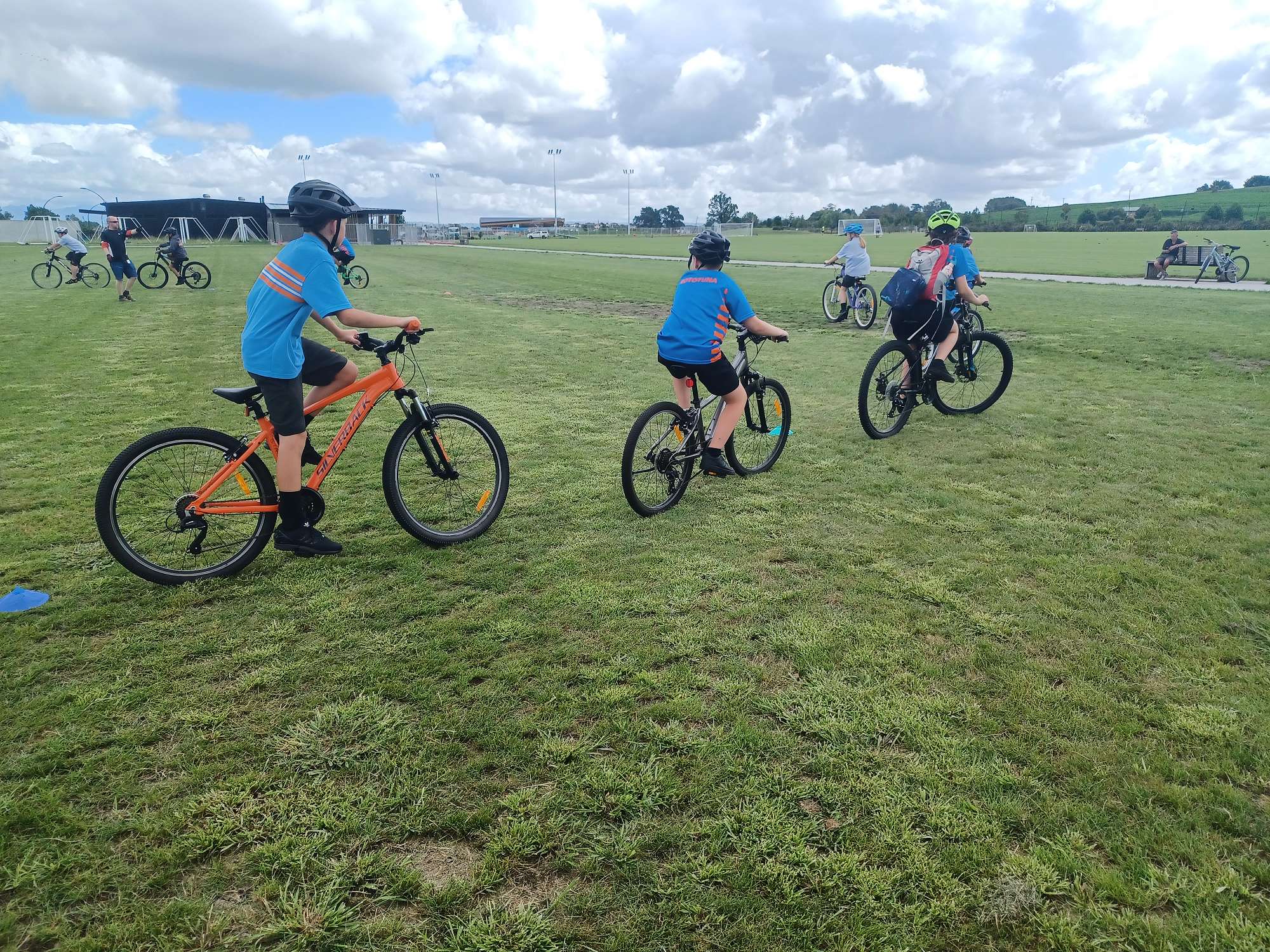 Rototuna Junior High School Bike Training
