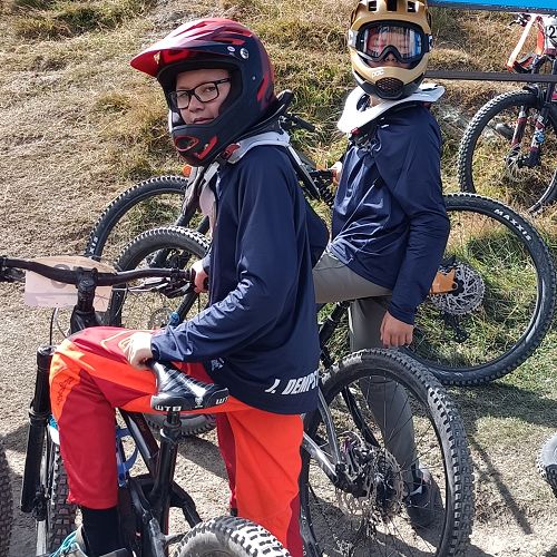 Jeremy and Jono ready for downhill.