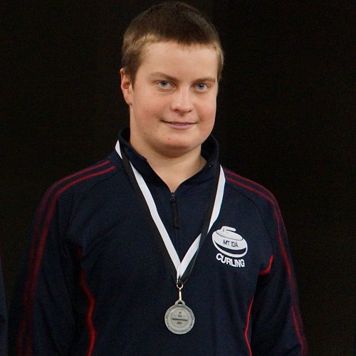 Bailey Dowling at NZ U21 Curling