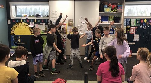 R9 practicing for their production