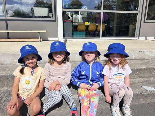 We love a sunny lunchtime!
