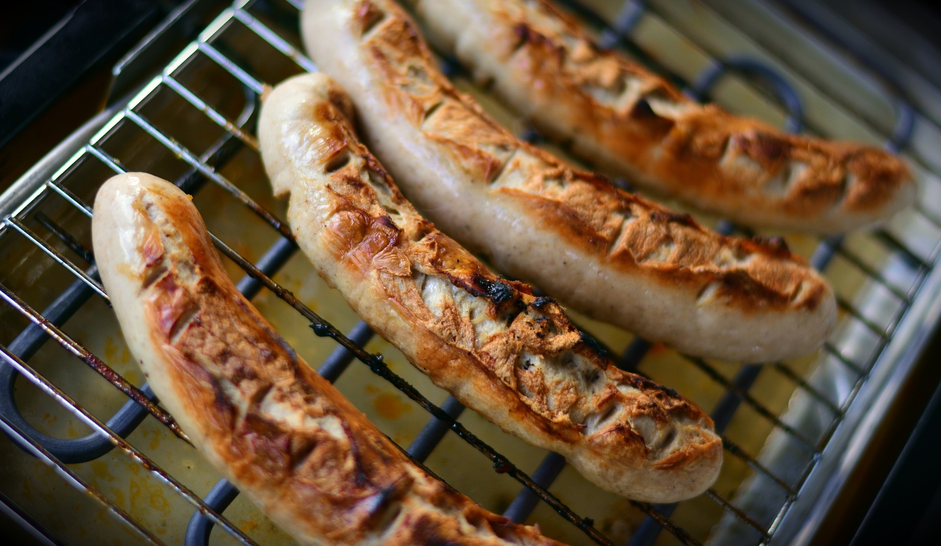 Sausage Sizzle - Ben Robins - Give a Little Page.