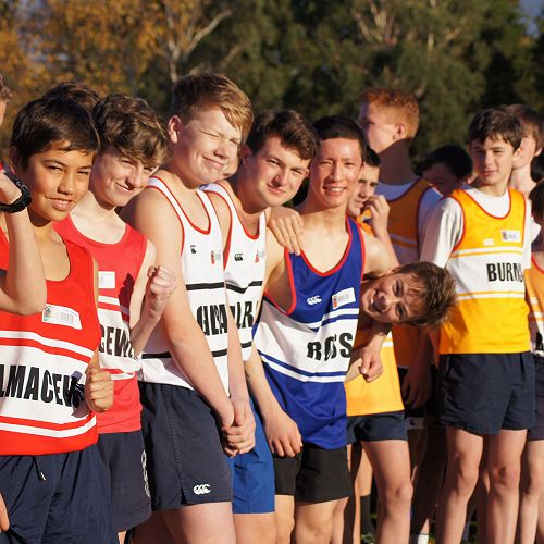 Y9&10 students at the start line