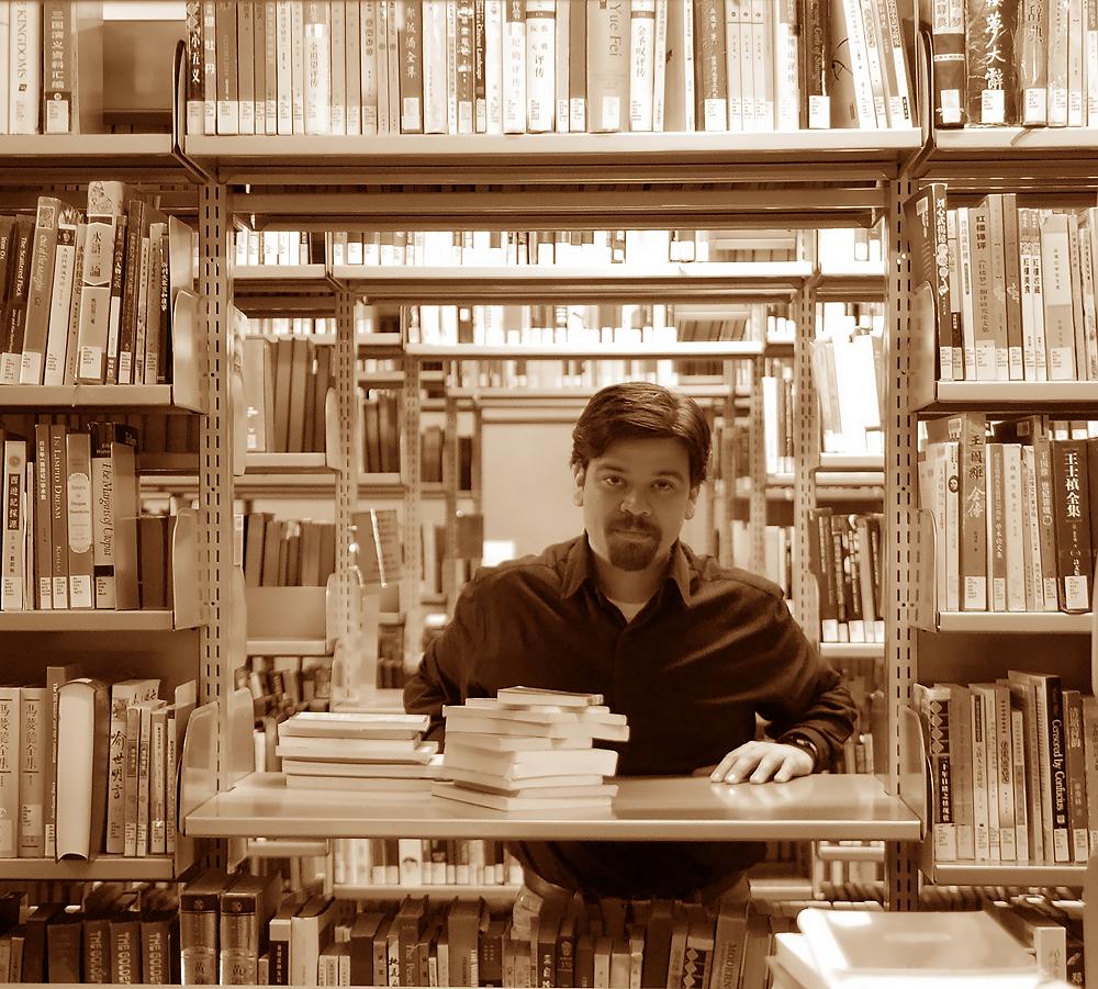 Dunedin Writer Spotlight: Rogelio Guedea