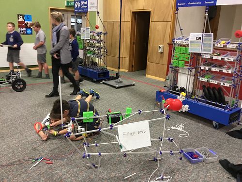 Team 2 building their mechanical dog