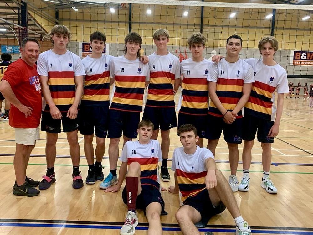 Mr Wolf with the Senior A Volleyball at National Champs