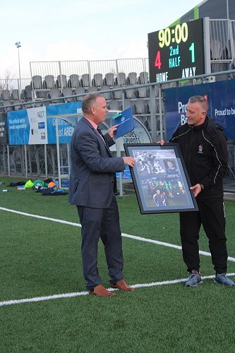 Stuart Jacobs receiving his Sports Hall of Fame awards