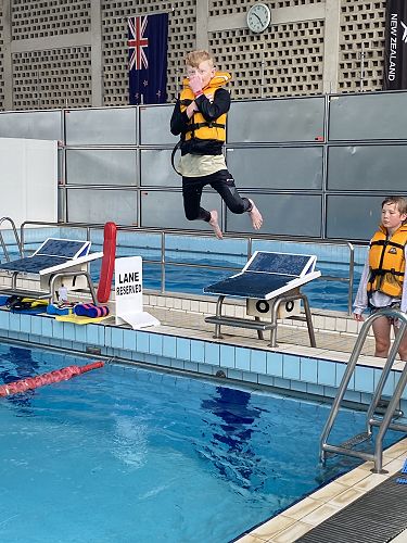 Swimming 2022