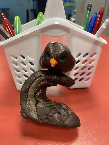 Clay Sculpture-Maxi