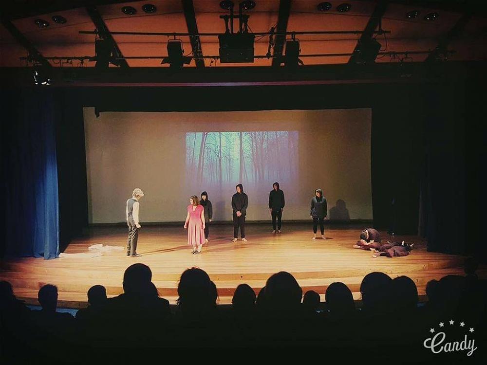 Final performance of Medea, Year 13 Drama Production 2016