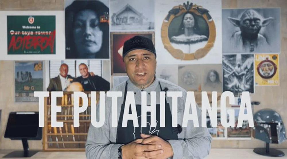 Online wānanga with Mr G