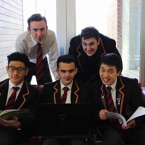 Seniors in the library during Library Week &nbsp;