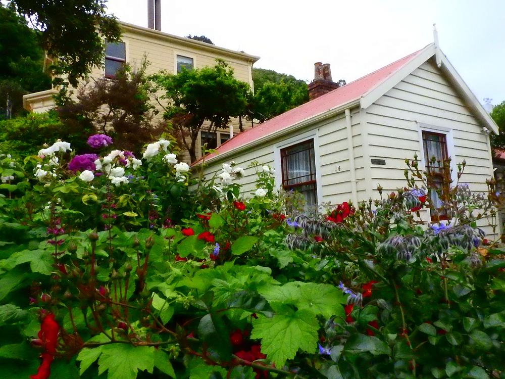 The Creative New Zealand Randell Cottage Writing Fellowship