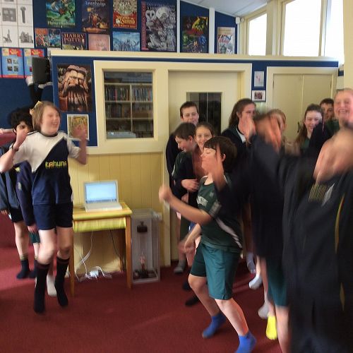 Room 10 try to make the ground shake at Tahuna!