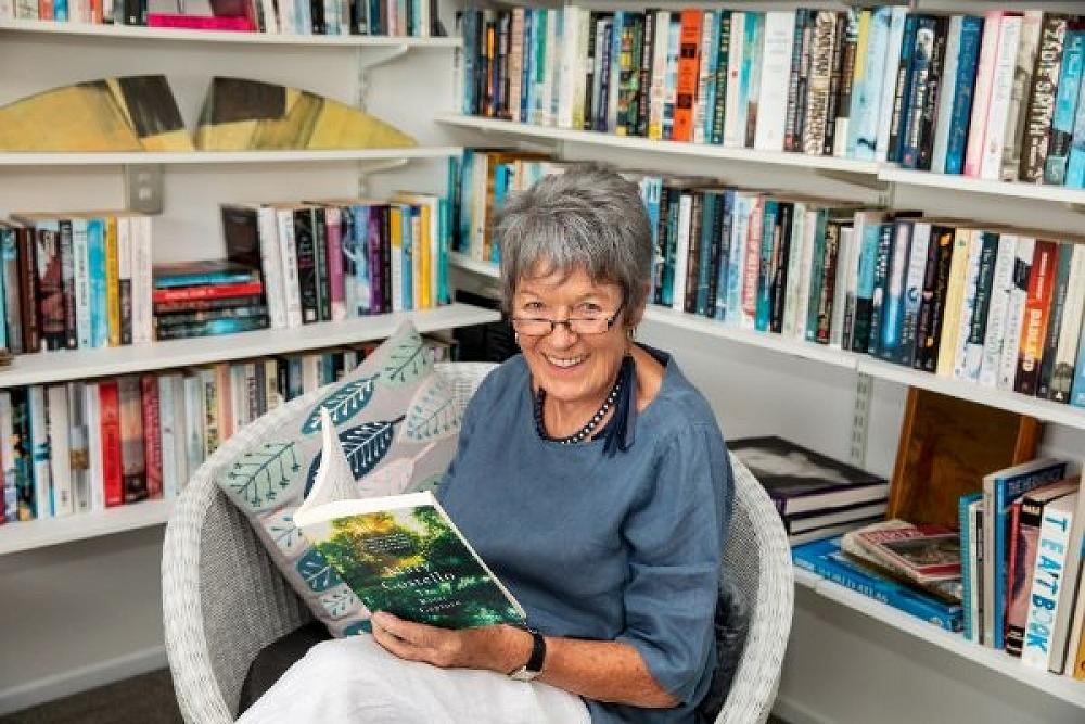 NEW ZEALAND’S RICHEST LITERARY AWARD DONOR REVEALS HER IDENTITY