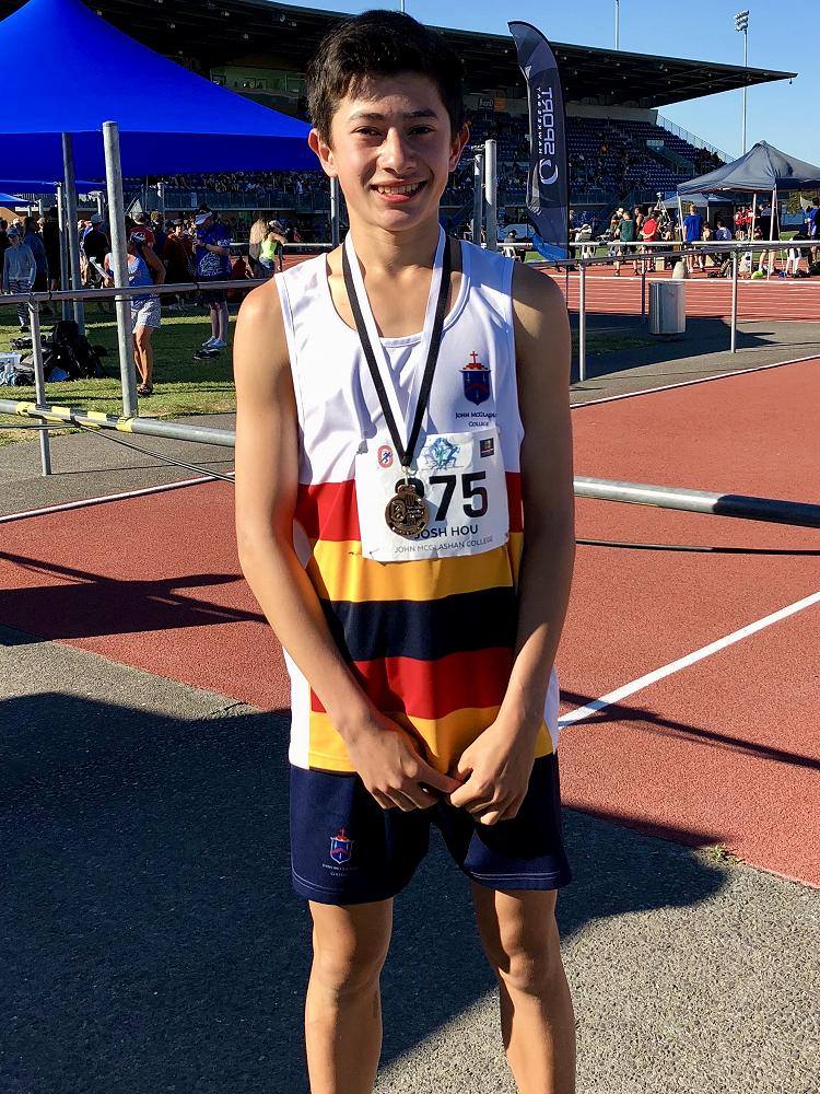 Josh Hou 3rd 3000m National Athletics