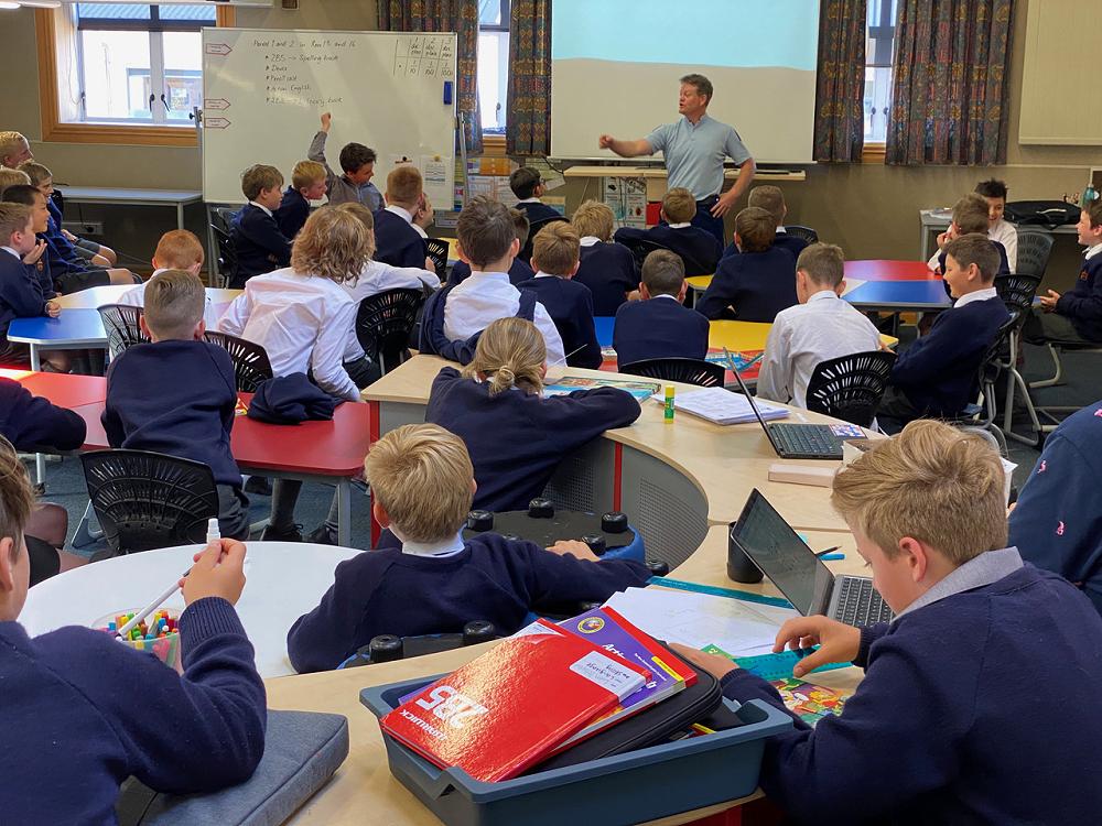 Constable Peter Bevin covers many aspects of cyber safety and behaviours for getting the most out of being online.