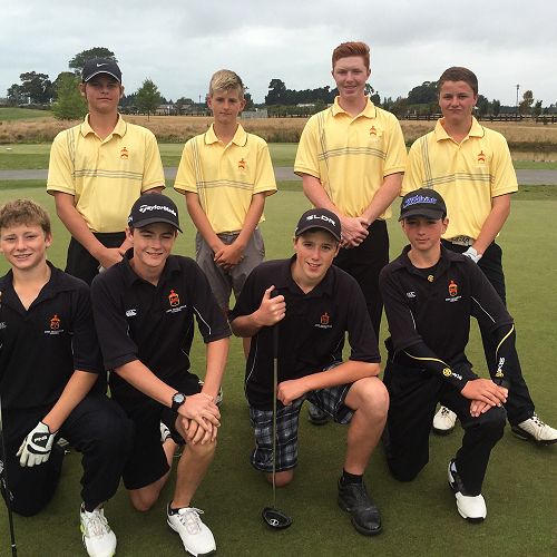 The team just before teeing off at Pegasus golf club
