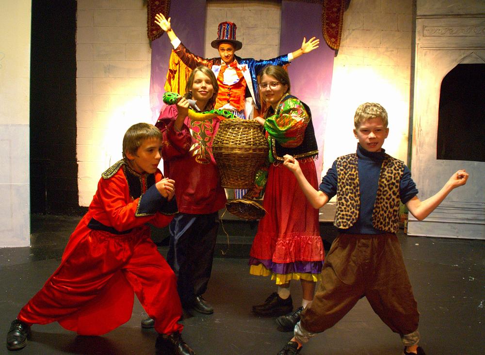 The Playhouse Theatre school holiday show Pinocchio ...