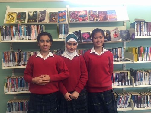 Our new pupils in R6, Iman, Wafaa and Ganda