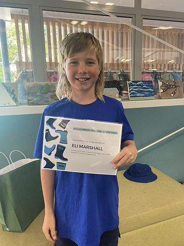 Eli- success with the gumboot throw.