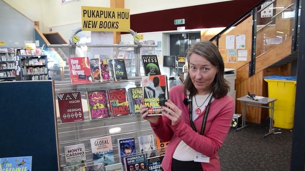 Pukapuka Hou - New books in the Girvan Library