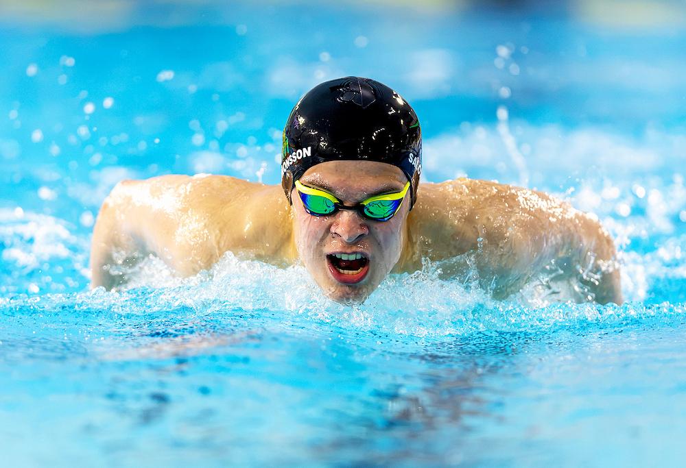Neo adds another national title and breaks records at short course nationals