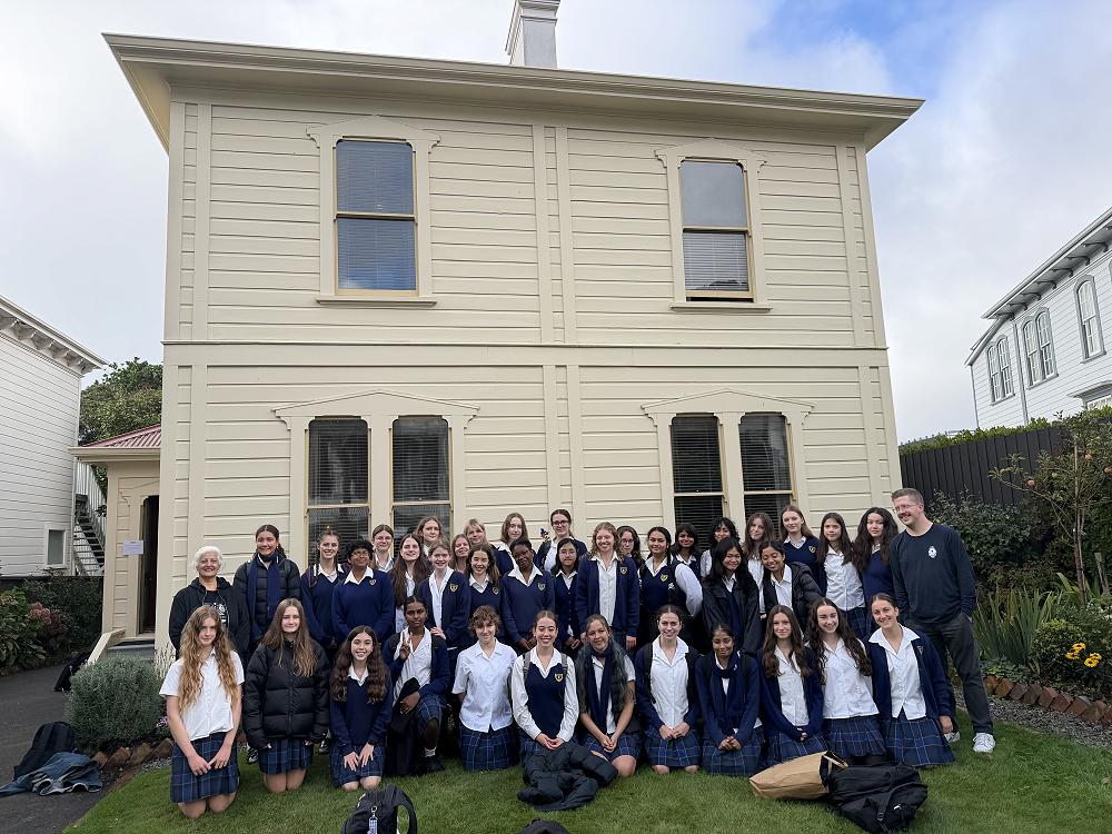English Trip to Katherine Mansfield House and the New Archive Building ...