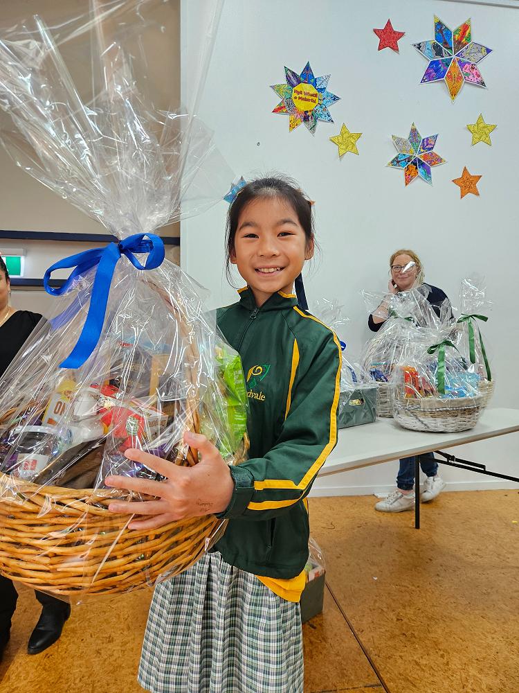 Easter Raffle Winners