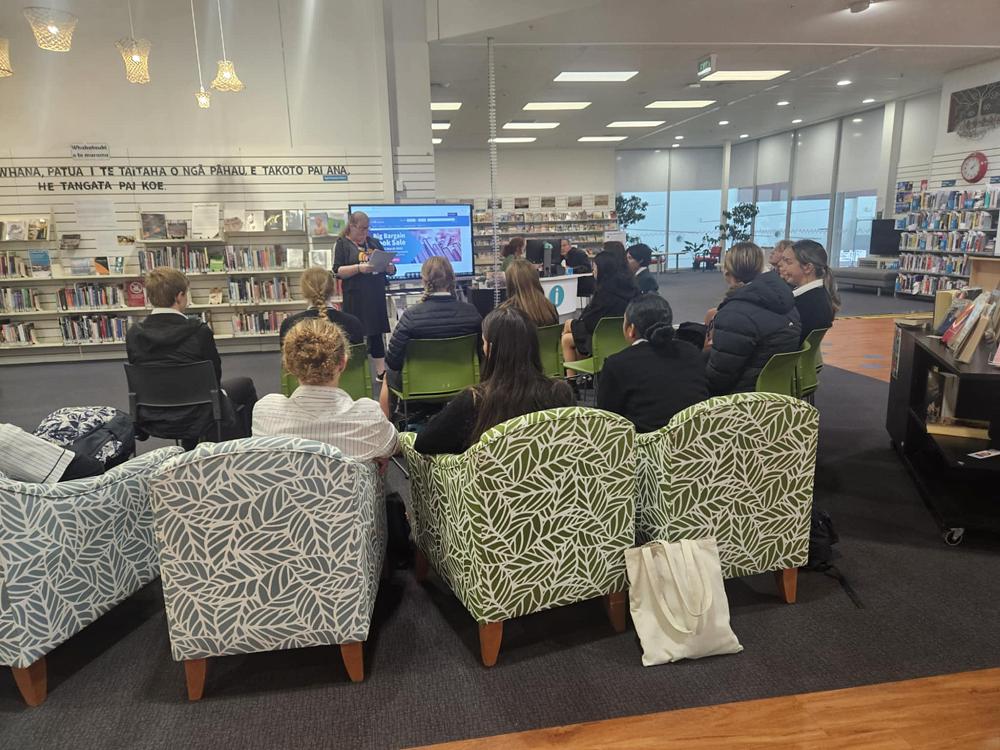 Year 12 Literature Class Visits Eastgate Library