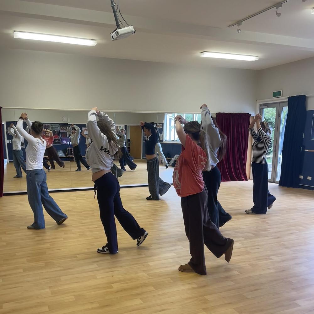 Queen's Dance News