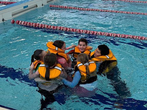 Swim safety at Moana Pool for our Kererū Hapori