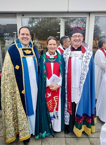 (L-R): Dean Ben Truman of Christ Church; Dean Katie Lawrence of Wellington; and Dean Dr Tony Curtis SCP of Dunedin.