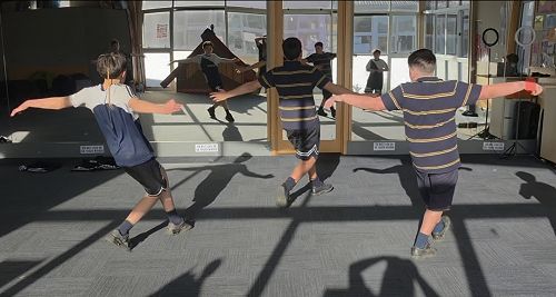 Mana Tama (Boys Hip Hop crew)fine tuning their routine.