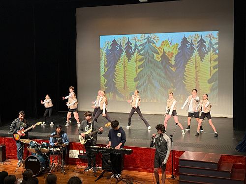 Tahuna Dancers
